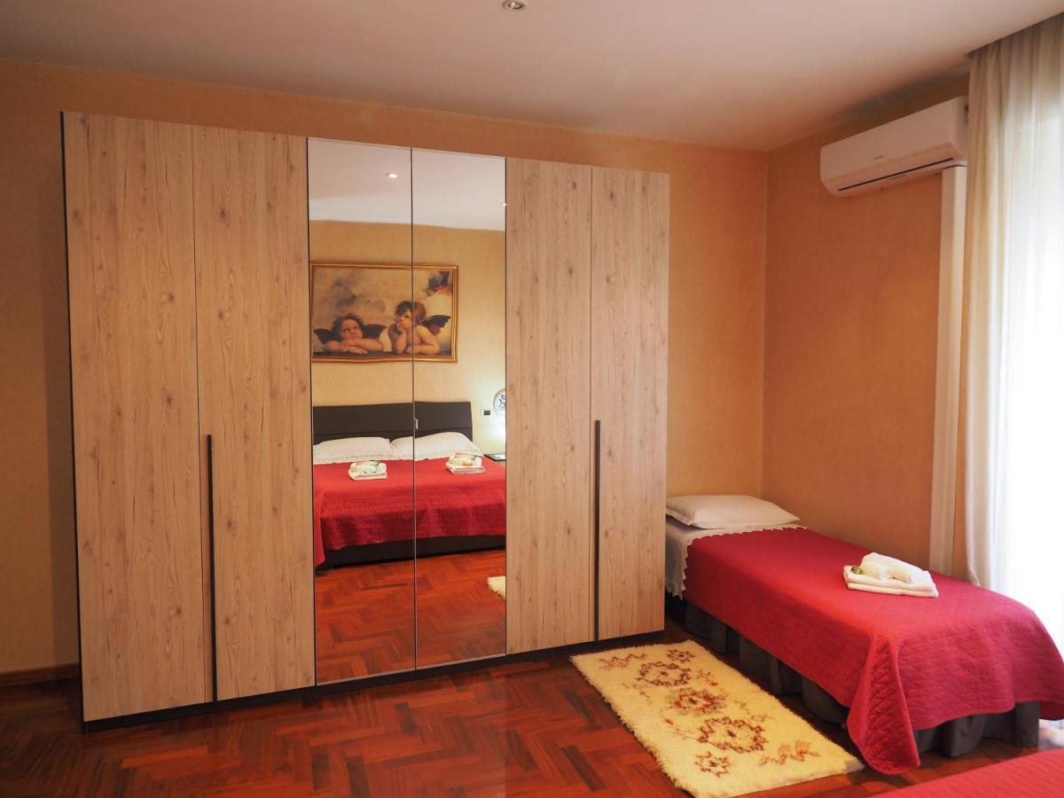Rosaroll70 Villa Naples Luaran gambar